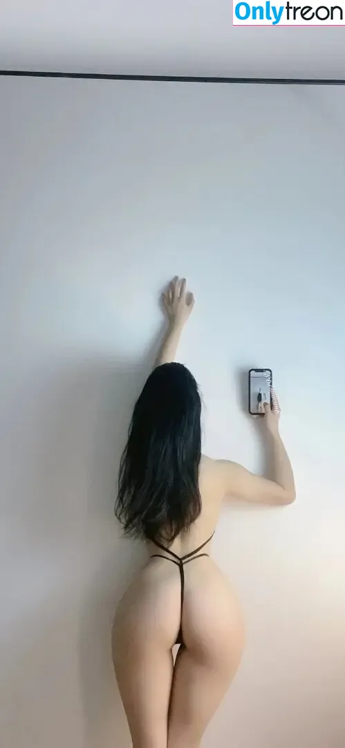 QiaoniuTT nude photo #5005 (俏妞)