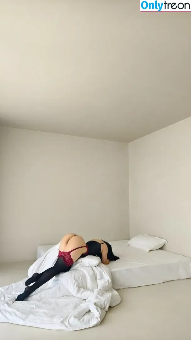 QiaoniuTT nude photo #5042 (俏妞)