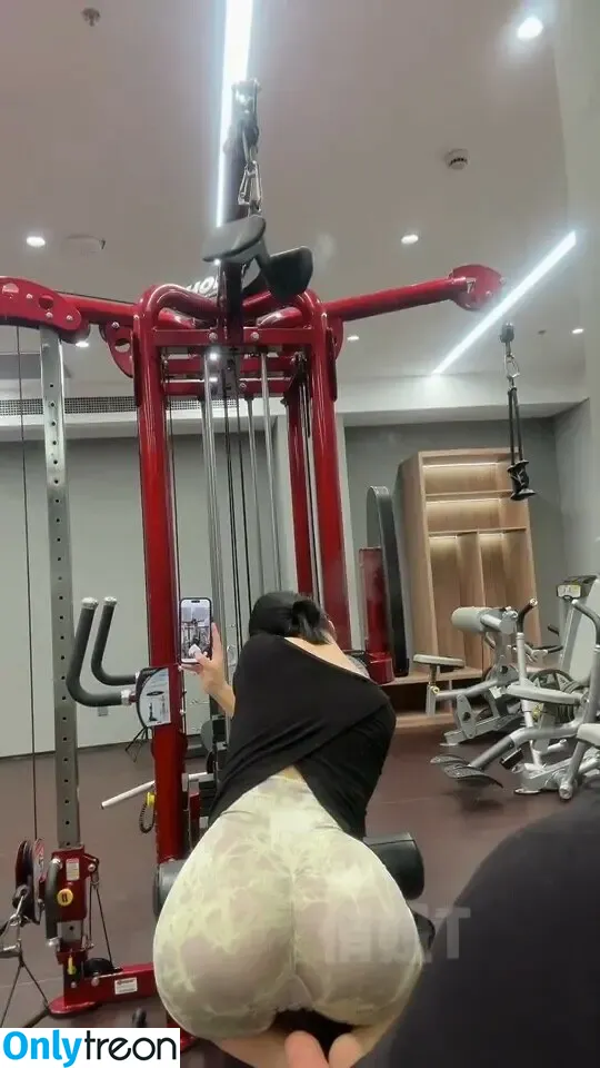 QiaoniuTT nude photo #5172 (俏妞)