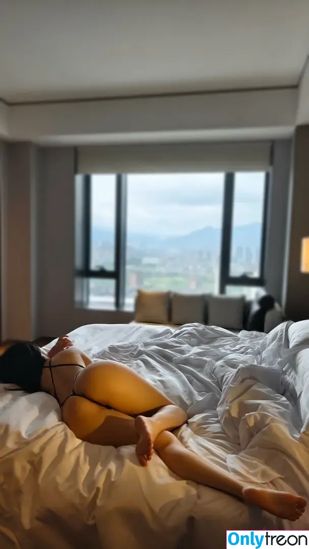 QiaoniuTT nude photo #5245 (qiaoniu_tt / 俏妞)