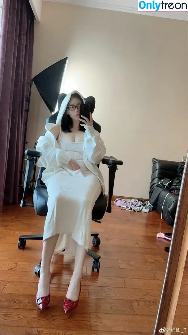 QiaoniuTT nude photo #5300 (qiaoniu_tt / 俏妞)