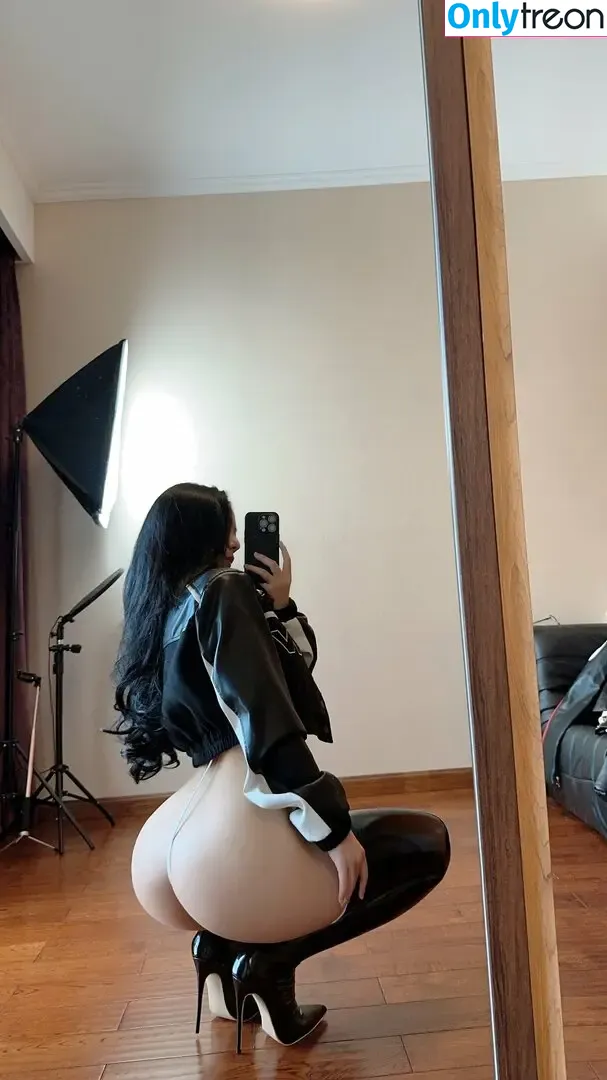 QiaoniuTT nude photo #5389 (qiaoniu_tt / 俏妞)