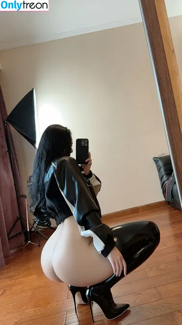QiaoniuTT nude photo #5394 (qiaoniu_tt / 俏妞)