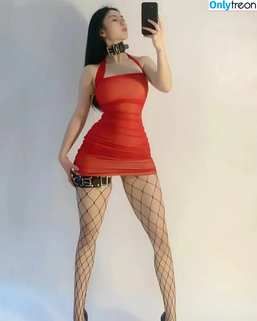 QiaoniuTT nude photo #5423 (qiaoniu_tt / 俏妞)