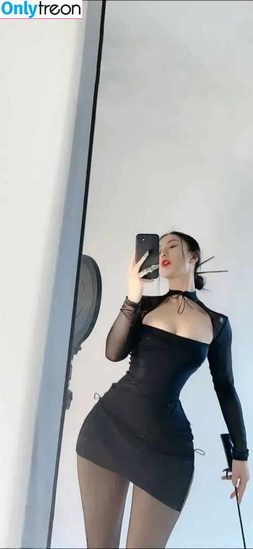 QiaoniuTT nude photo #5600 (qiaoniu_tt / 俏妞)