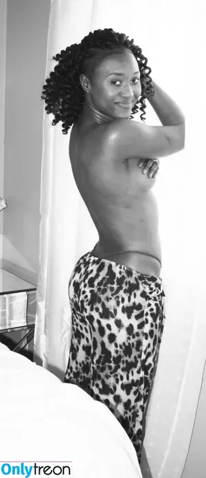 Queen Aminata / Queenaminata / amisylle / amisylle - AEW nude photo #0032