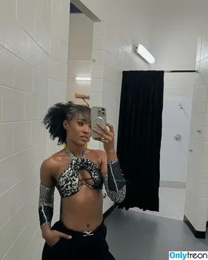 Queen Aminata / Queenaminata / amisylle / amisylle - AEW nude photo #0056