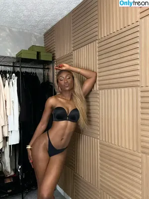Queen Aminata / Queenaminata / amisylle / amisylle - AEW nude photo #0102