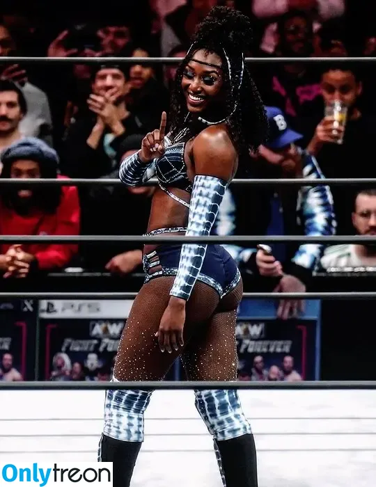Queen Aminata nude photo #0005 (Queenaminata / amisylle / amisylle - AEW)