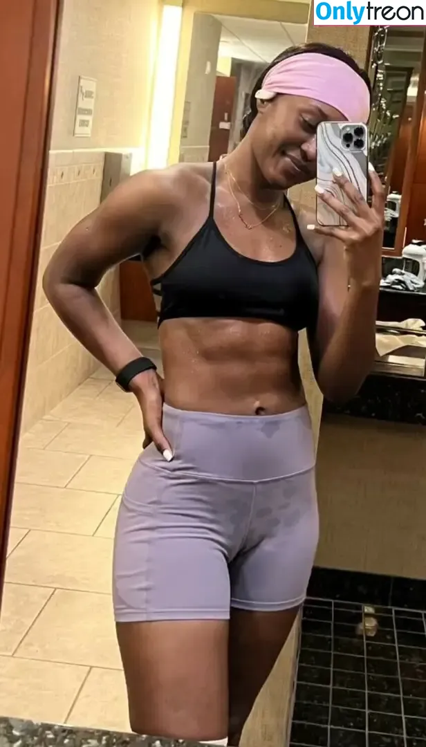 Queen Aminata nude photo #0025 (Queenaminata / amisylle / amisylle - AEW)