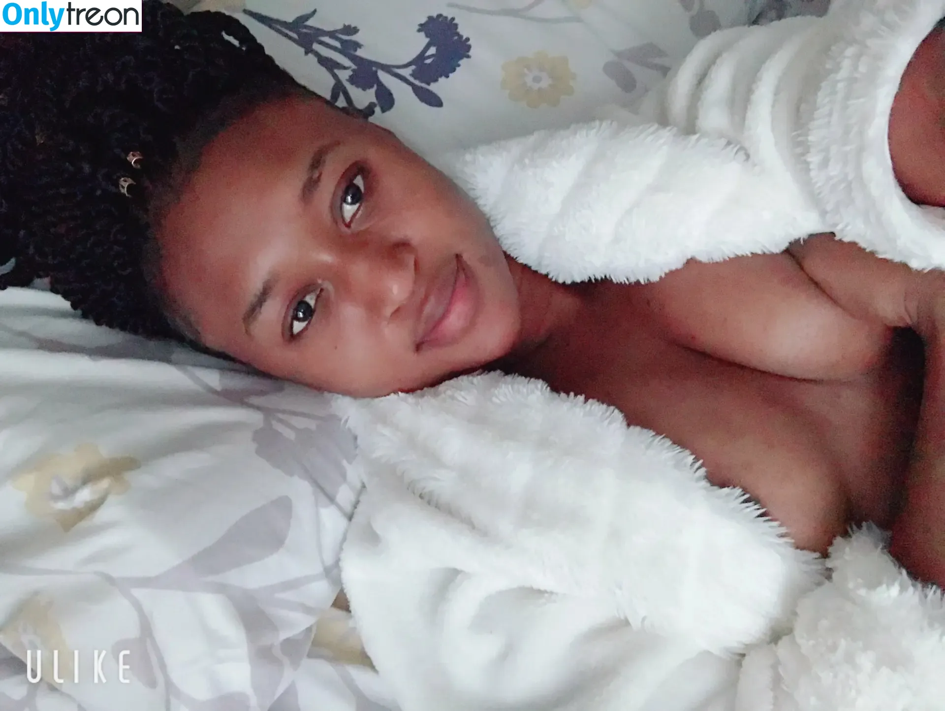 Queen Aminata nude photo #0076 (Queenaminata / amisylle / amisylle - AEW)