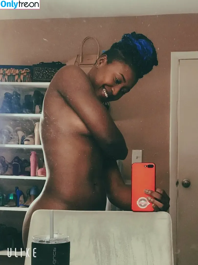 Queen Aminata nude photo #0080 (Queenaminata / amisylle / amisylle - AEW)