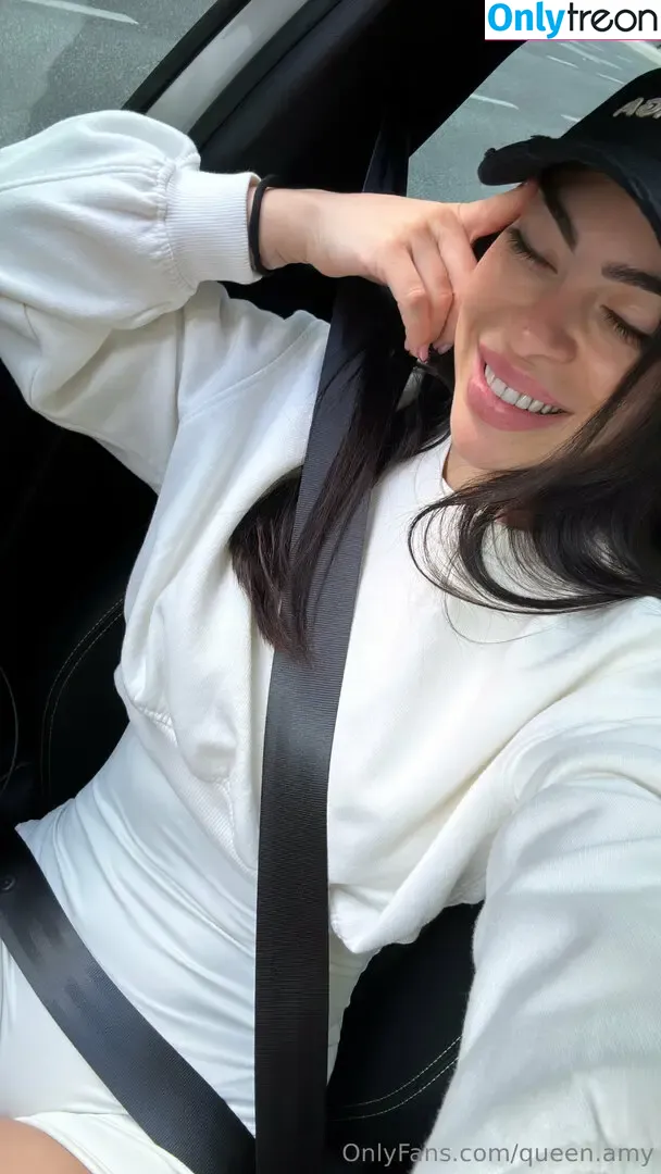 queen.amy nude photo #0580 (reallest_queen_ami)