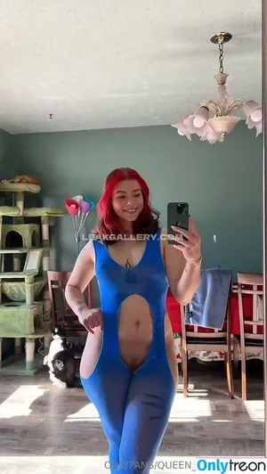 Queen_egirl27 / destiny.malc nude photo #0025