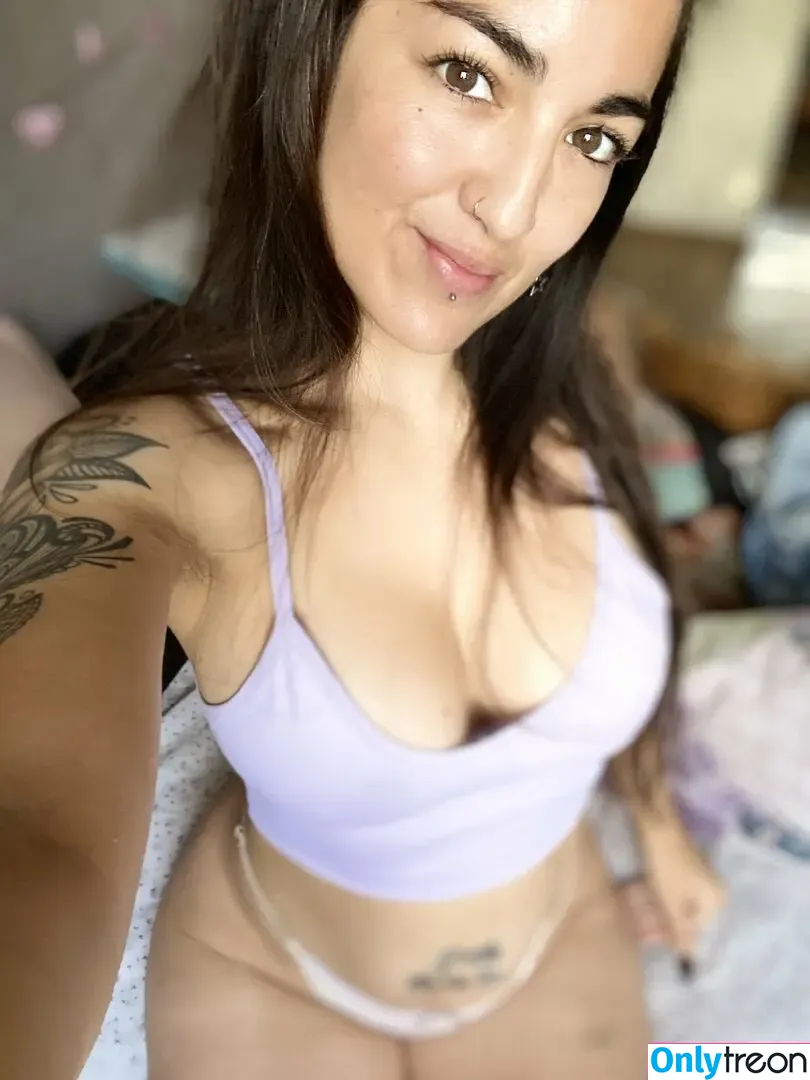 Queen Julia nude photo #0008 (eroticayespiritual / thegoddessjulia)