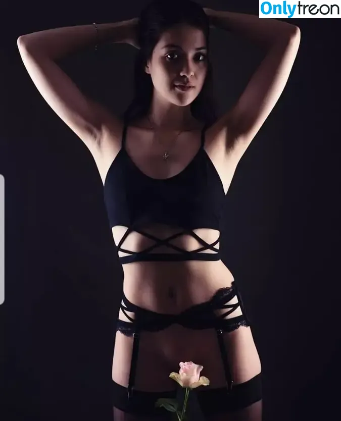 Queen_Ling_Ling nude photo #0014 (jazjassii / upnextwithjazjassii)