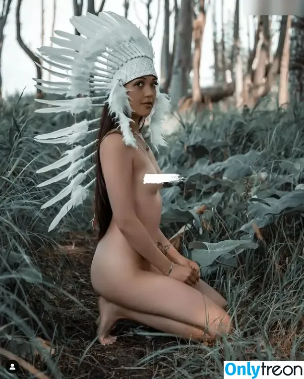 Queen_Ling_Ling nude photo #0019 (jazjassii / upnextwithjazjassii)