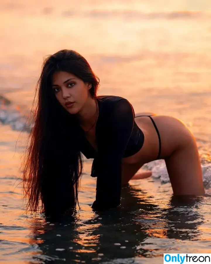 Queen_Ling_Ling nude photo #0044 (jazjassii / upnextwithjazjassii)