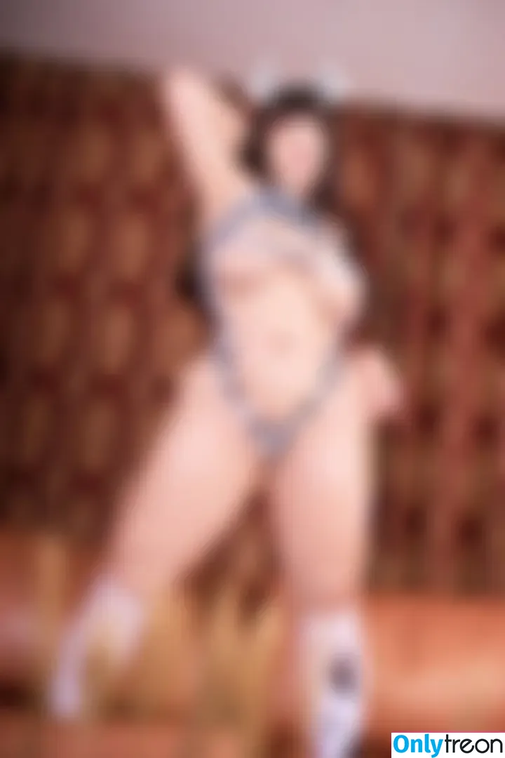 Queenie Chuppy nude photo #0025 (Queenie16_1 / queenie.chuppy)