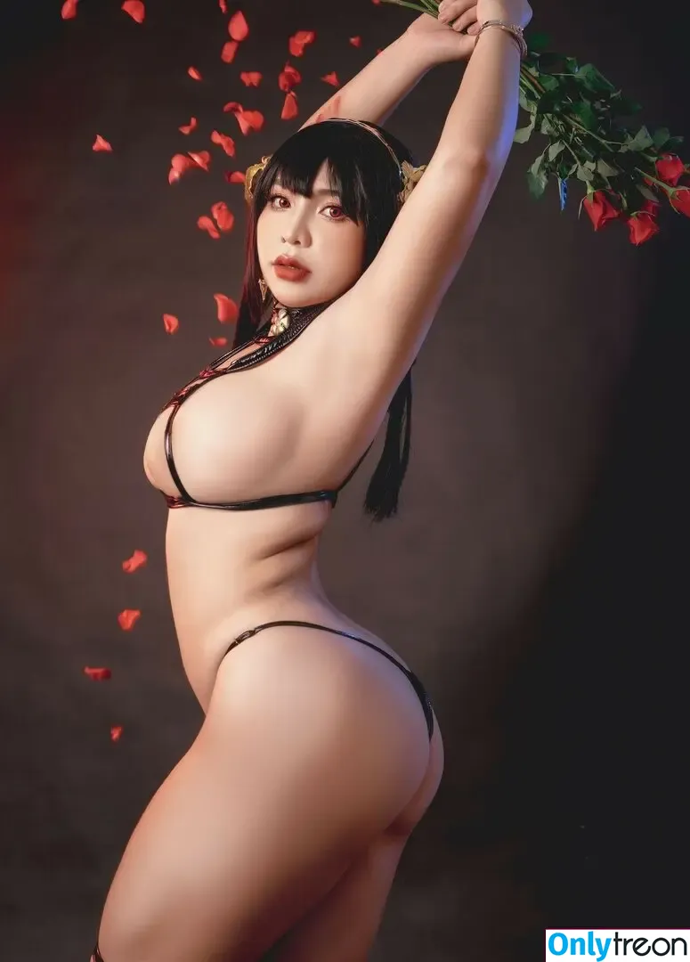 Queenie Chuppy nude photo #0283 (Queenie16_1 / queenie.chuppy)
