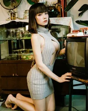 Queenie Lam / qq_lam_ nude photo #0016
