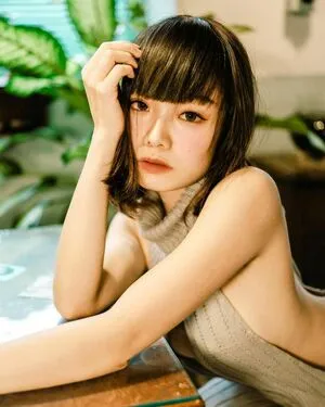 Queenie Lam / qq_lam_ nude photo #0019