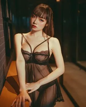 Queenie Lam / qq_lam_ nude photo #0025