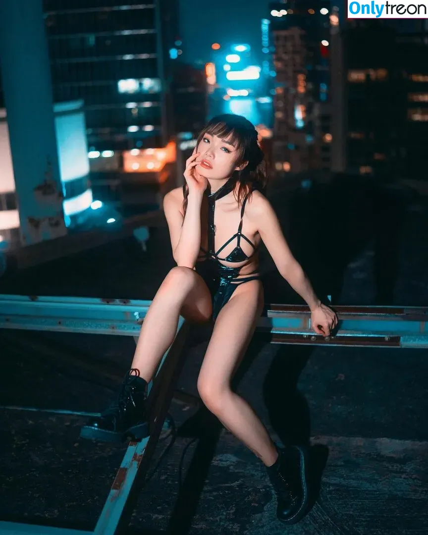 Queenie Lam nude photo #0031 (qq_lam_)