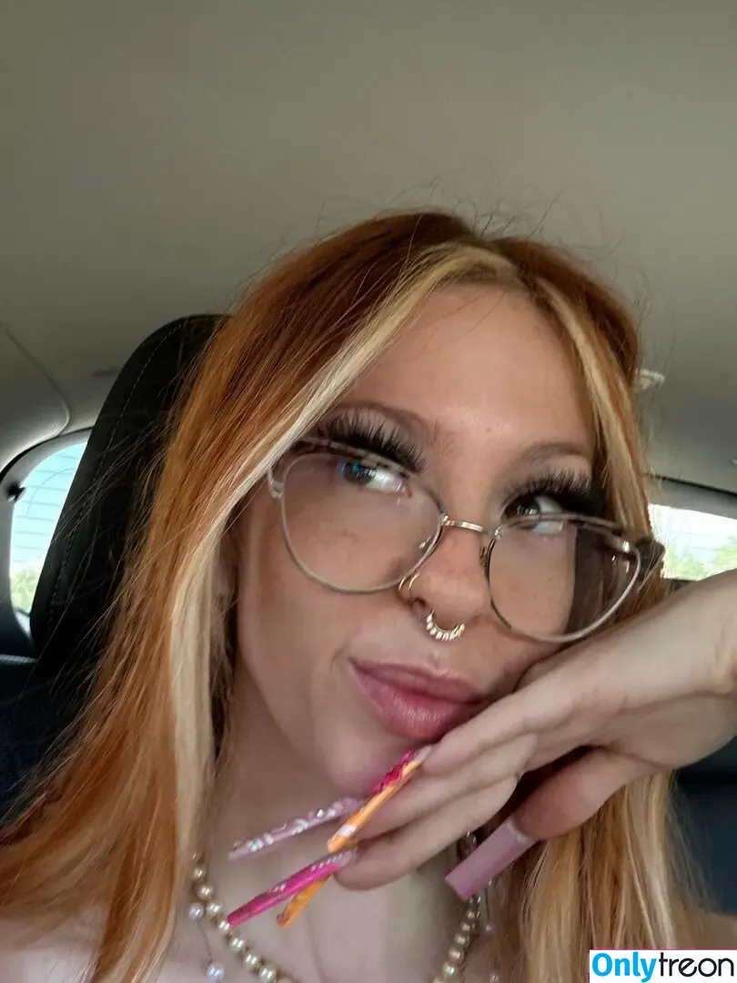 queennkaitlynn nude photo #1001 (queennkaitlynn)