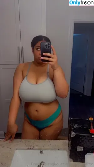queennovahoneyfree / queennoveen nude photo #0017