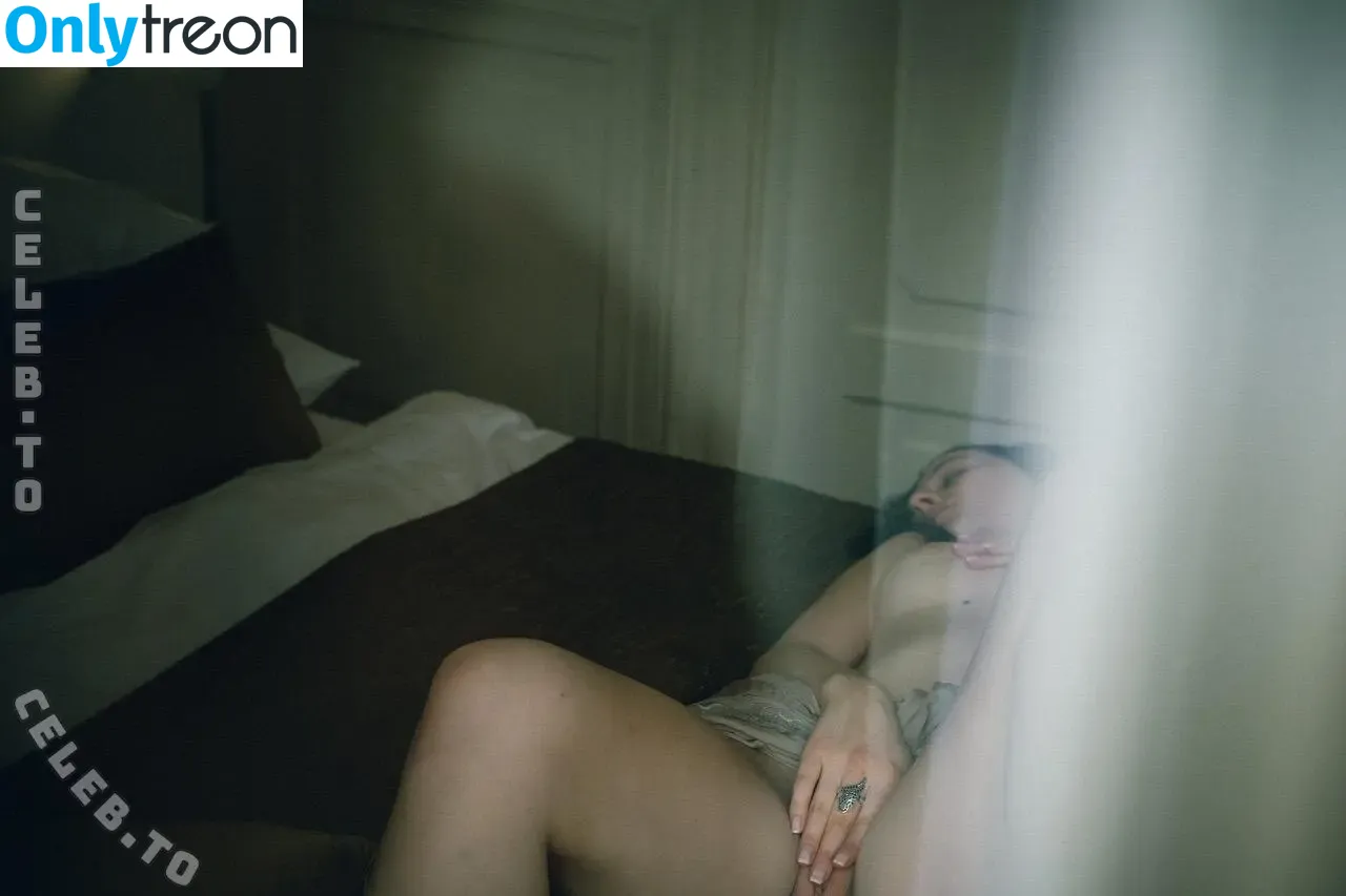 Quinn Linden nude photo #0053 (quinn.linden / quinnlinden)