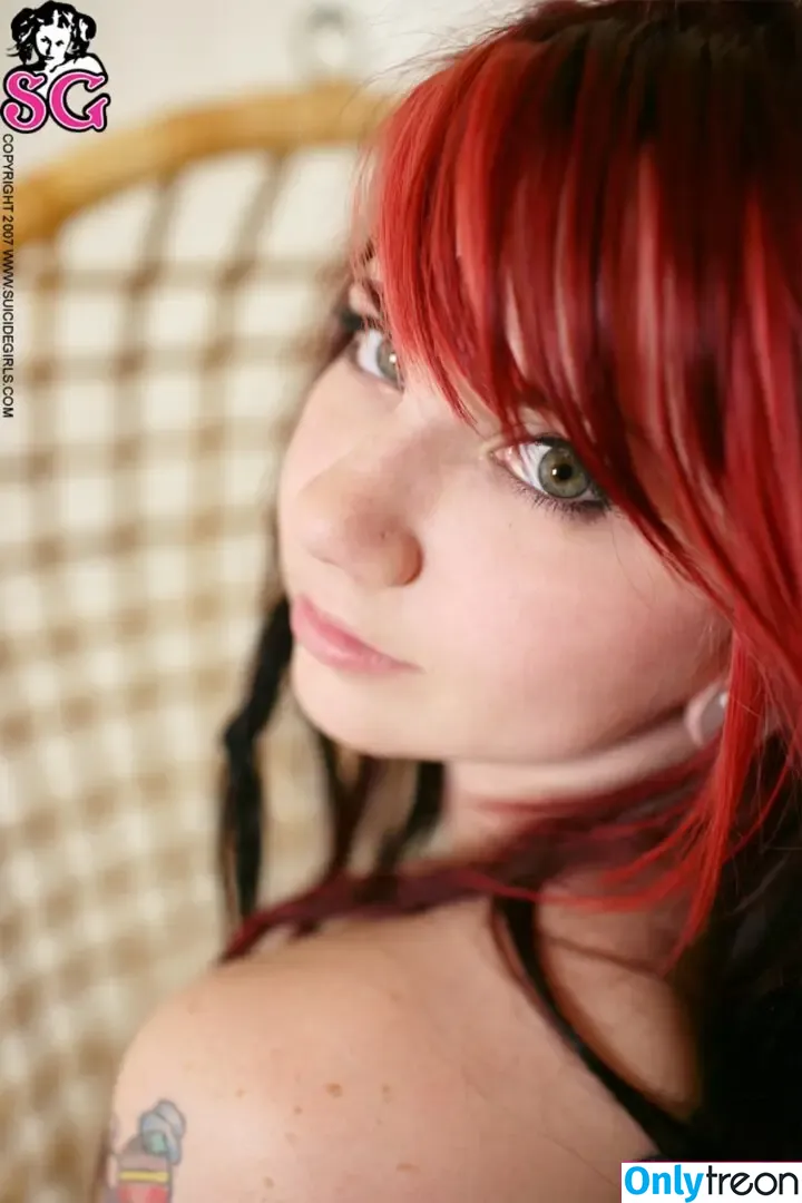 Quinne nude photo #0302 (quin.night / quinne_germain)
