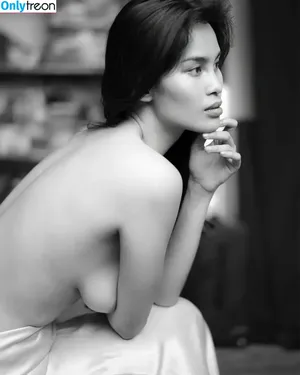 Quynh Chi Nguyen / chi.kq nude photo #0005