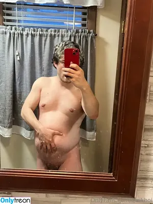 qwikboi / nerdroberts nude photo #0063