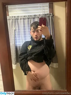 qwikboi / nerdroberts nude photo #0077