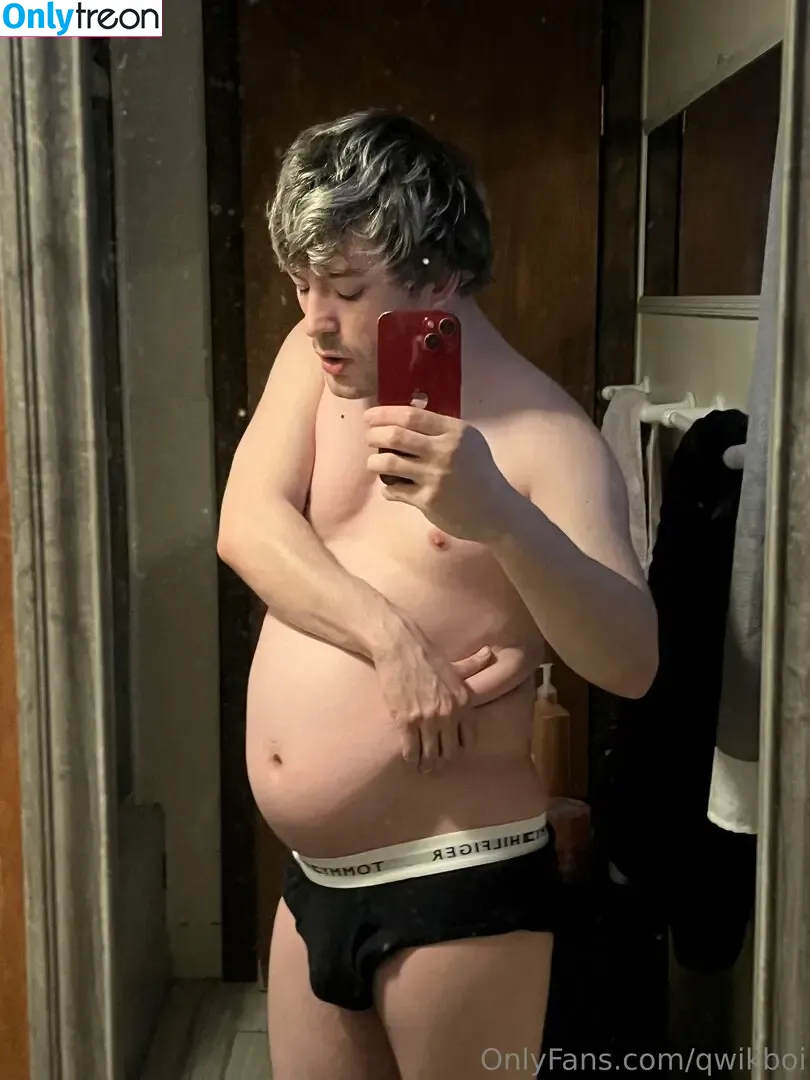 qwikboi nude photo #0061 (nerdroberts)