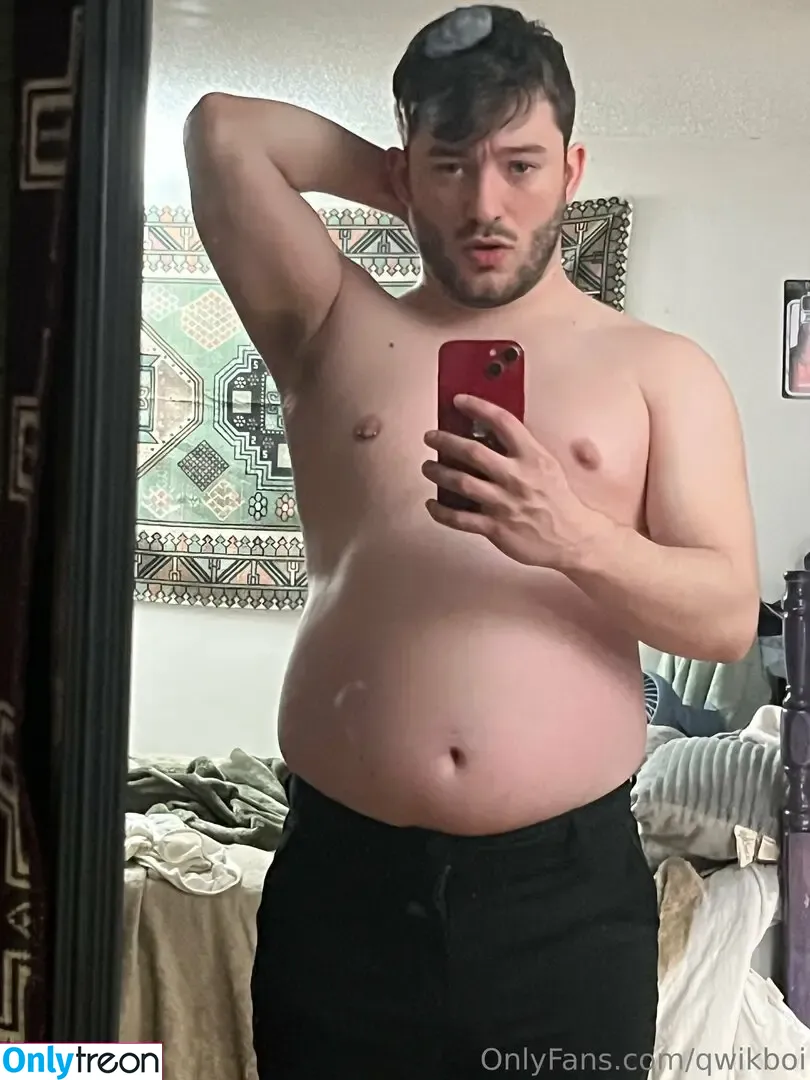 qwikboi nude photo #0090 (nerdroberts)