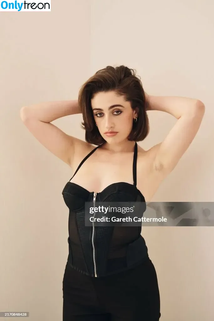 Rachel Anne Sennott nude photo #0455 (treaclychild)