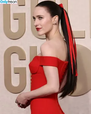 Rachel Brosnahan (Marvelous Mrs. Maisel) / rachelbrosnahan nude photo #0006