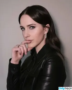 Rachel Brosnahan / Marvelous Mrs. Maisel / rachelbrosnahan nude photo #0653