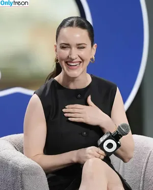 Rachel Brosnahan / Marvelous Mrs. Maisel / rachelbrosnahan nude photo #0680