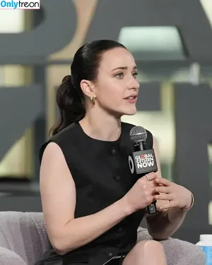 Rachel Brosnahan / Marvelous Mrs. Maisel / rachelbrosnahan nude photo #0681