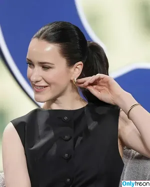 Rachel Brosnahan / Marvelous Mrs. Maisel / rachelbrosnahan nude photo #0688