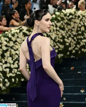 Rachel Brosnahan / Marvelous Mrs. Maisel / rachelbrosnahan nude photo #0708