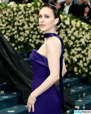 Rachel Brosnahan / Marvelous Mrs. Maisel / rachelbrosnahan nude photo #0710
