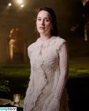 Rachel Brosnahan / Marvelous Mrs. Maisel / rachelbrosnahan nude photo #0732