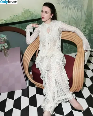 Rachel Brosnahan / Marvelous Mrs. Maisel / rachelbrosnahan nude photo #0735