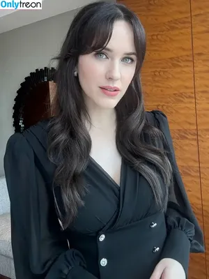 Rachel Brosnahan / Marvelous Mrs. Maisel / rachelbrosnahan nude photo #0793