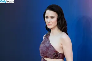 Rachel Brosnahan / Marvelous Mrs. Maisel / rachelbrosnahan nude photo #0857