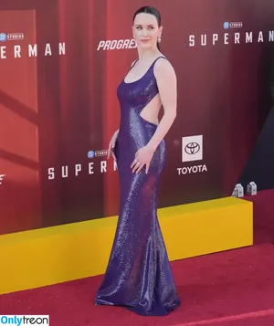 Rachel Brosnahan / Marvelous Mrs. Maisel / rachelbrosnahan nude photo #0924